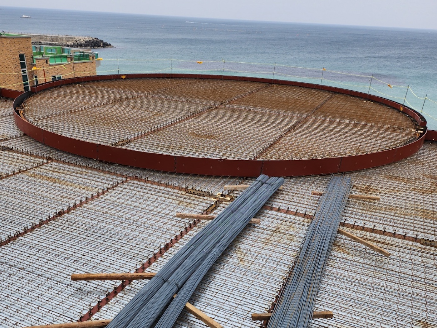 수발포 경질 준불연 우레탄보드 시공 현장
